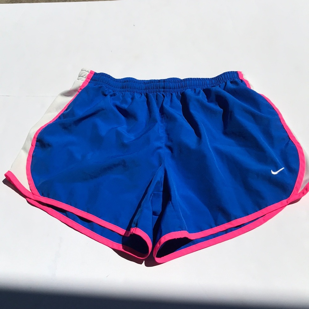 Nike tempo dri fit girls xl running shorts